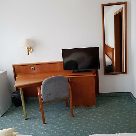 Hotel Gallmersgarten מראה חיצוני תמונה