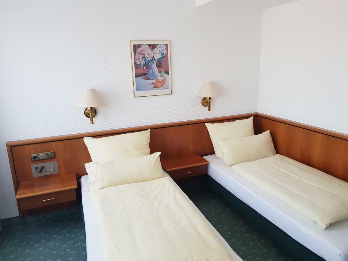Hotel Gallmersgarten מראה חיצוני תמונה