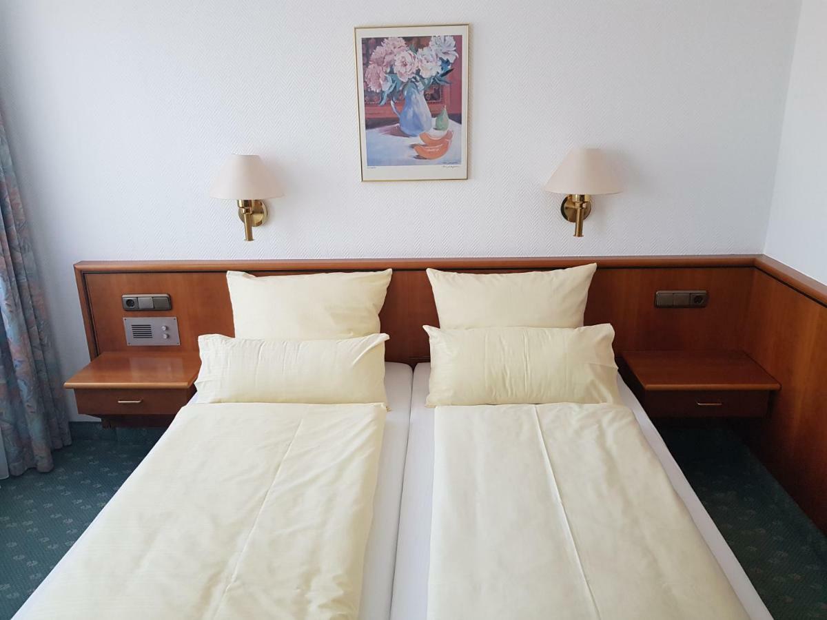 Hotel Gallmersgarten מראה חיצוני תמונה