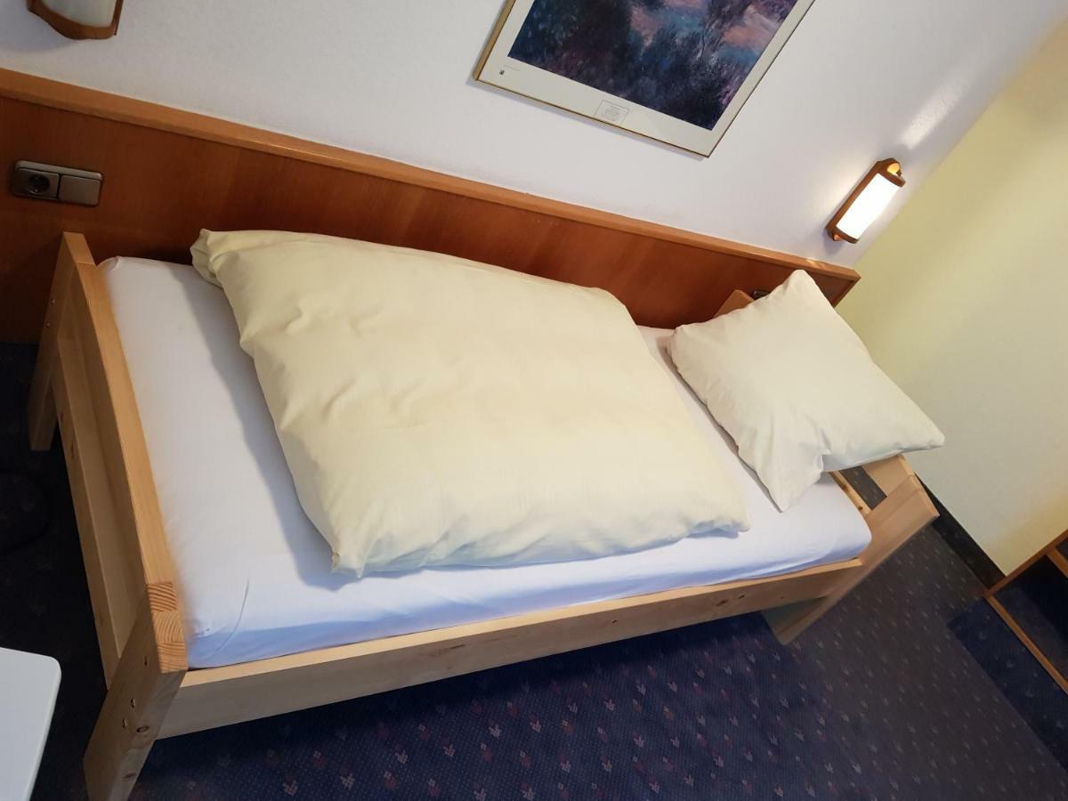 Hotel Gallmersgarten מראה חיצוני תמונה