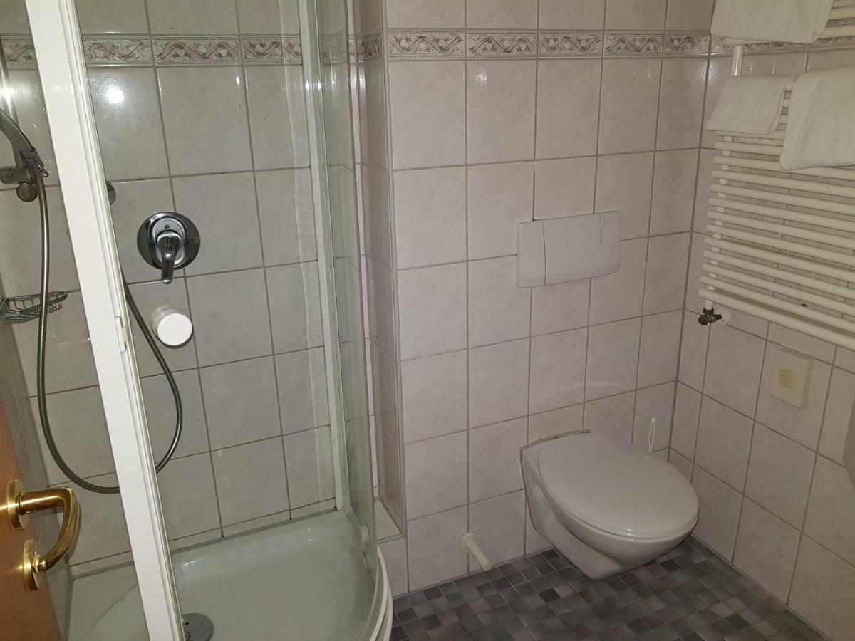 Hotel Gallmersgarten מראה חיצוני תמונה